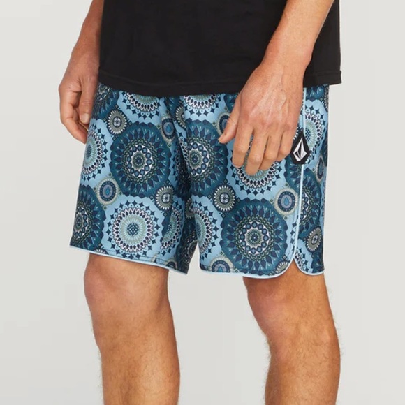 NWT: Volcom BARNACLE STONEY TRUNKS Sz: 31 - Picture 3 of 6